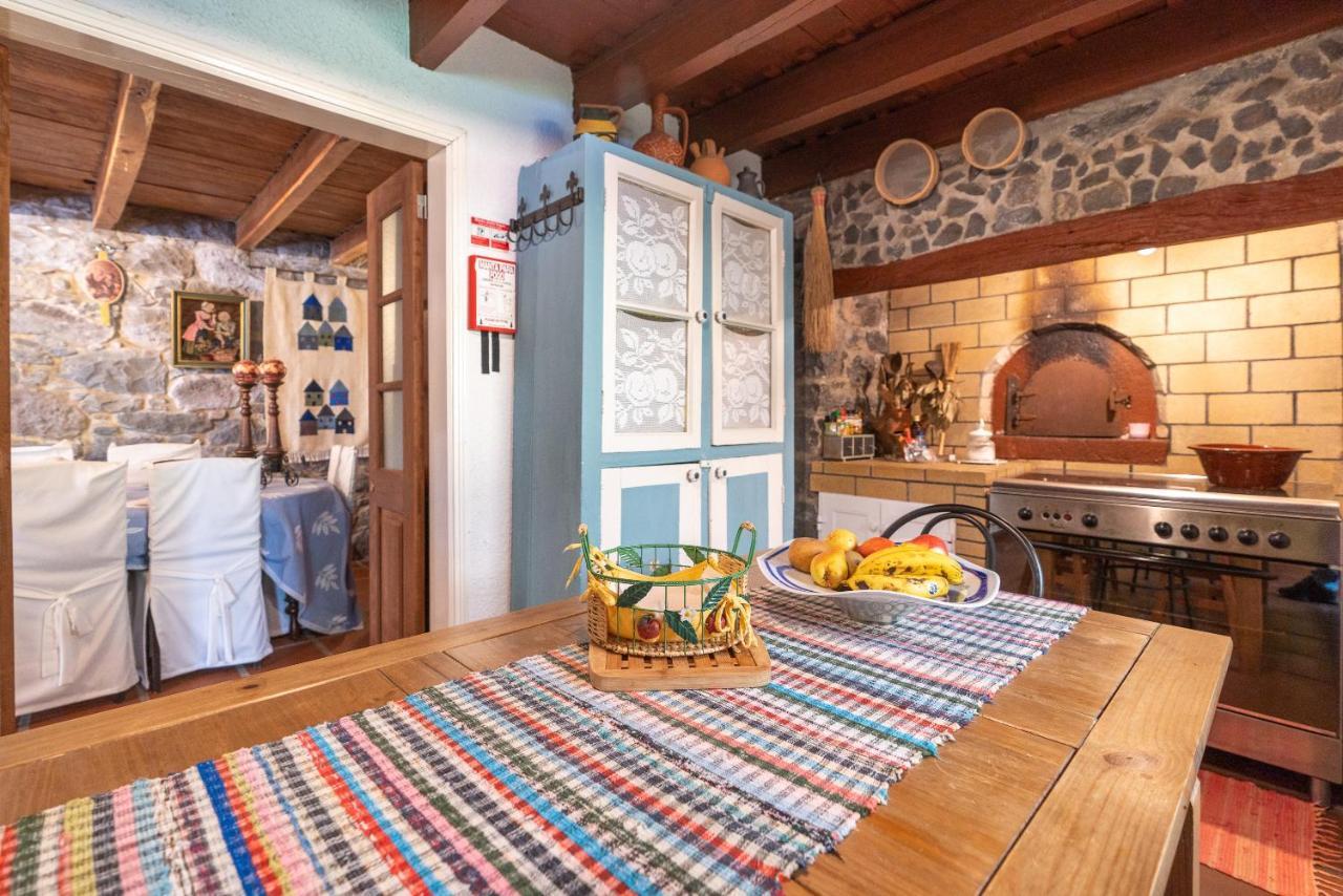 Cyane & Vigo'S Cottage, Caminho Do Massapez, N.º40アルコ・ダ・カリェタ エクステリア 写真