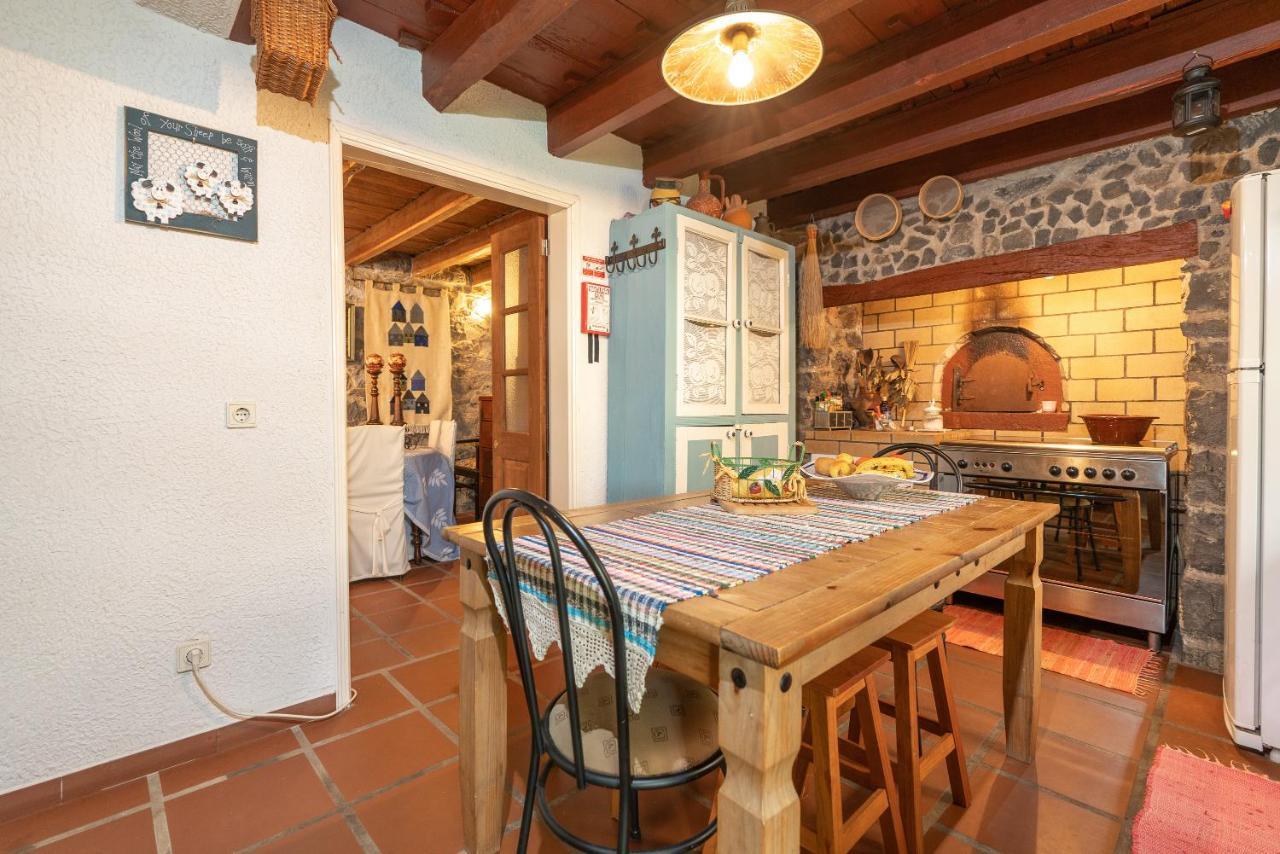 Cyane & Vigo'S Cottage, Caminho Do Massapez, N.º40アルコ・ダ・カリェタ エクステリア 写真